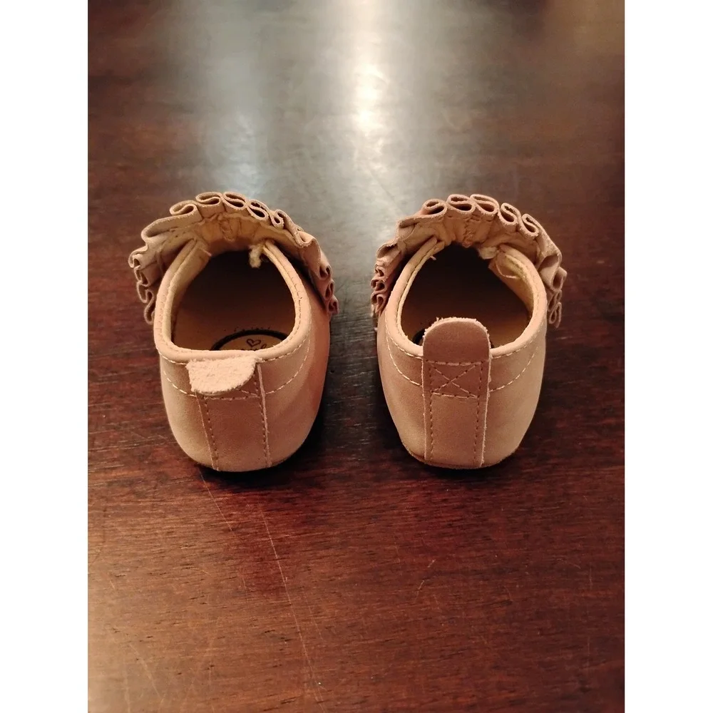 Little Love Bug Pink Leather Ruffle Moccasin Booties Soft Sole Shoes Size 2